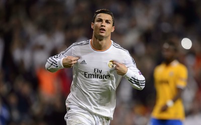 9D体育焦点-以色列队主场气氛堪称魔鬼主场