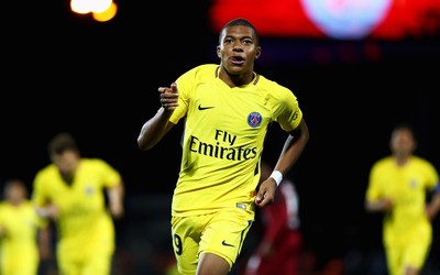 9D体育焦点-凯恩更衣室播放励志音乐